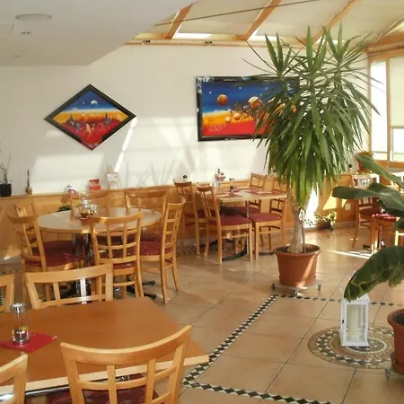 Restaurant Hole In One Inn *