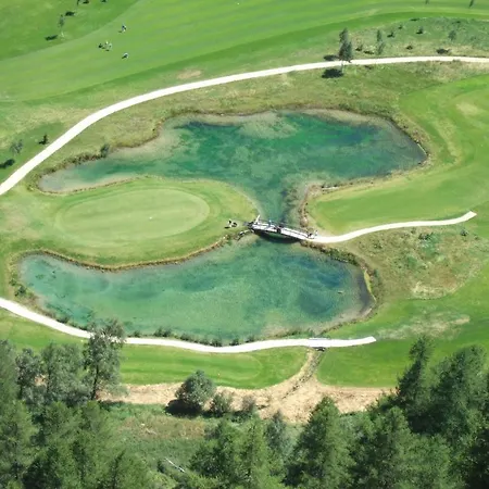 Restaurant Hole In One * Randa